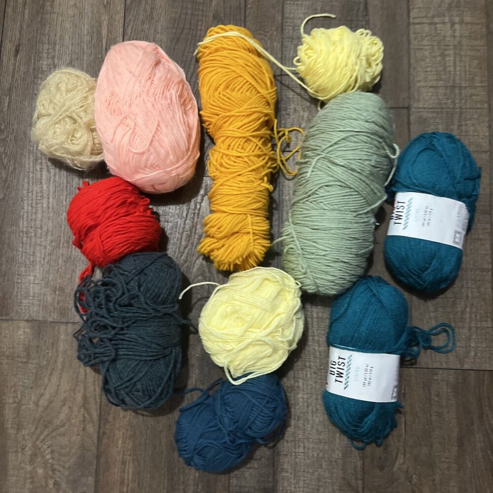 Lot of Balls & Skeins of Yarn Granny Sq 2 Lbs - Baby, Sport, 3ply Acrylic Lot 3